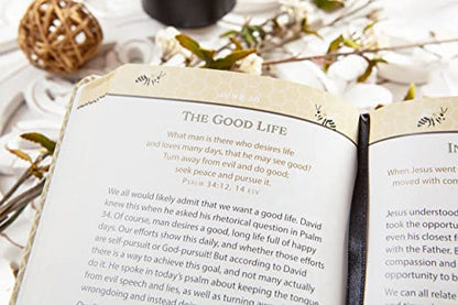 Sweeter Than Honey: 365 Daily Devotions