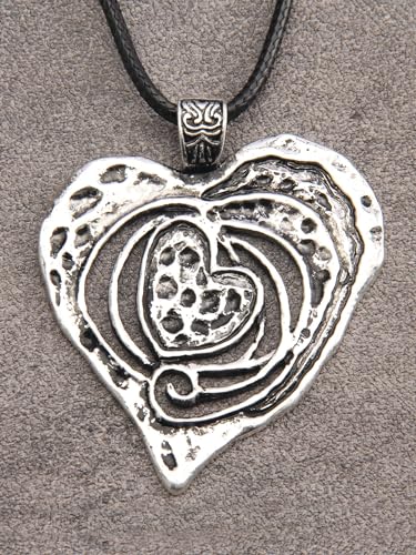 Boho Necklaces for Women Long Wooden Pendant Vintage Necklace - color: Choker With Pendant
