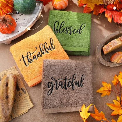 SmoothNovelty 3 Pcs Thanksgiving Hand Towels for Bathroom - color: Thankful, size: 13.3 x 29.5 inches