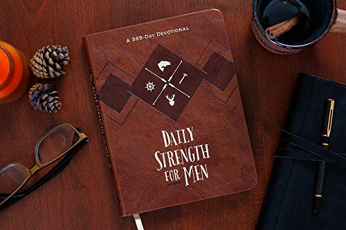 Daily Strength for Men: A 365-Day Devotional (Faux Leather) – Inspirational Words of Wisdom for Men Who Seek to Draw Strength from God’s Word, Great Gift for Men, Father’s Day, Birthdays, and More