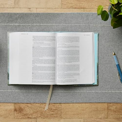 NKJV, Journal the Word Bible: Reflect, Journal or Create Art Next to Your Favorite Verses (Cloth over Board, Gray, Red Letter, Comfort Print): ... or Create Art Next to Your Favorite Verses