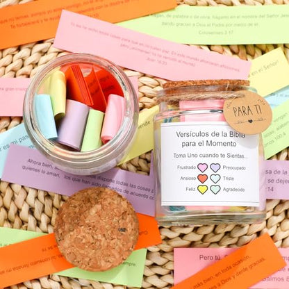 Spanish Bible Verse Jar Read Me Bible Verses Jar Tarro De Versículos Bíblicos En Español Christian Gift for Mom Women Men Regalos Cristianos Para Mujer Spanish Scripture Prayer Hope Cards with Box - style: Spanish