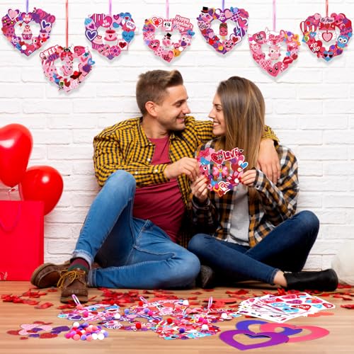 Hollowfly 48-Set Valentine's Day Wreath Craft Kit, 8 Paper Designs - style: Valentine's Day
