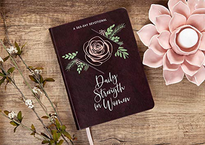Daily Strength for Women: A 365-Day Devotional