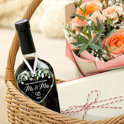 HEXMOZ Wedding Gifts for Couples 2026 - Bridal Shower Gifts for Bride - color: Mr Mrs 2026 1 Glass