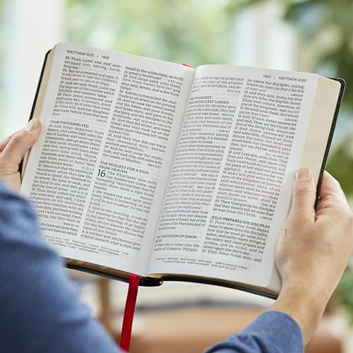 KJV Giant Print End-of-Verse Reference Bible, Brown Leathersoft, Red Letter, Comfort Print