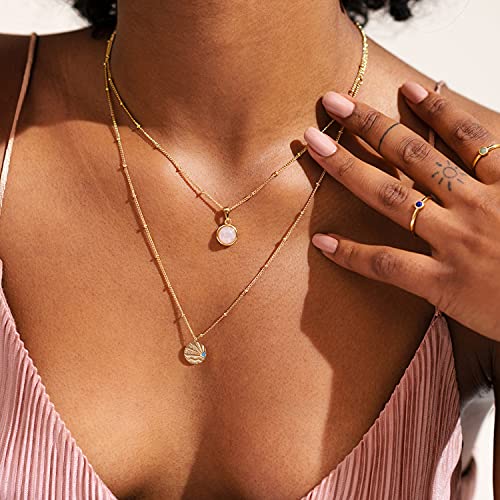 VACRONA Coin Necklace 18k Gold Plated Vintage Textured Medallion Coin Pendant Round Circle Disk Dainty Necklace for Women - color: Rays Coin