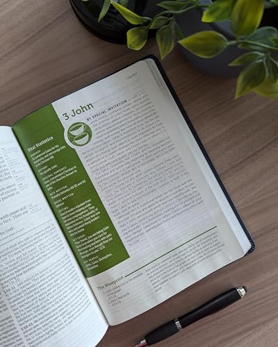 NLT Life Application Study Bible, Third Edition, Large Print (Genuine Leather, Navy Blue, Red Letter)