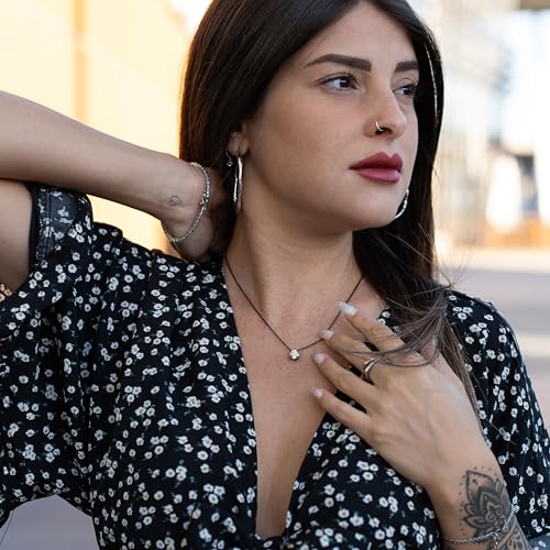 SERASAR Premium Necklace Women| 316L Stainless-Steel | 18 Carat - color: Black, style: Zirconia