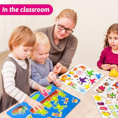 5 Set Felt Board Stories Pieces for Toddlers，1 Flannel Board With 5 Little Ducks,5 Little Monkeys Jumping on The Bed,5 Green Speckled Frogs,Baby Shark,26 letters for Preschool Learning Activities