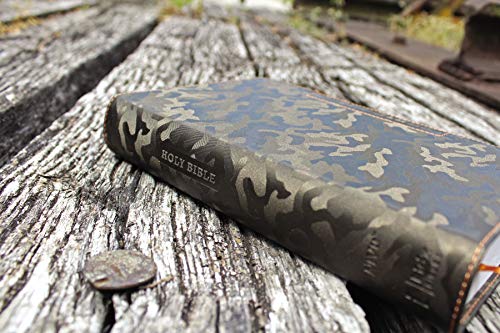 NIV, Boys' Bible, Leathersoft, Brown Camo, Comfort Print: A Foundation for Lifelong Faith and Learning for Boys Ages 8-12