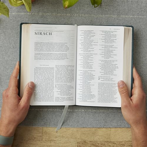 NRSV Catholic Edition Gift Bible, Teal Leathersoft (Comfort Print, Holy Bible, Complete Catholic Bible, NRSV CE): Holy Bible