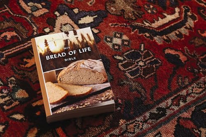 NIV, Bread of Life Outreach Bible, Paperback