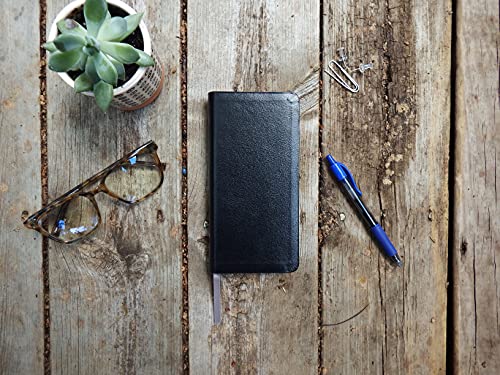 NIV, Pocket Thinline Bible, Bonded Leather, Black, Red Letter, Comfort Print