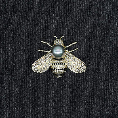 Honey Bee Brooches Crystal Insect Themed Bee Brooch Animal Fashion Shell Pearl Brooch Pin Gold Tone - color: Gray pearl