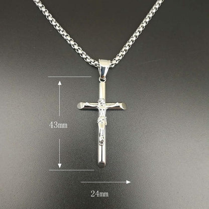 Exquisite Stainless Steel Cross Necklaces,A Perfect Blend of Gothic Style and Christian Faith, Suitable for Men and Women, Fashionable Accessories, Hypoallergenic Material - color: Silver