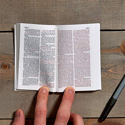 CSB Pocket New Testament with Psalms, Black Trade Paper, Red Letter, Concise Format, Evangelism, Outreach, Easy-to-Read Bible Serif Type
