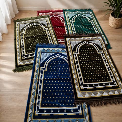 Velvet Muslim Prayer Mat Set, Soft Salah Rug, Islamic Gift for Men & Women (Green) - color: Green